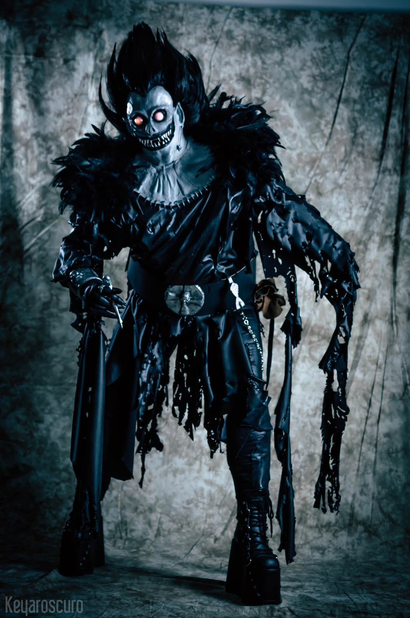 Cosplay by Grellish | Photo by Keyaroscuro